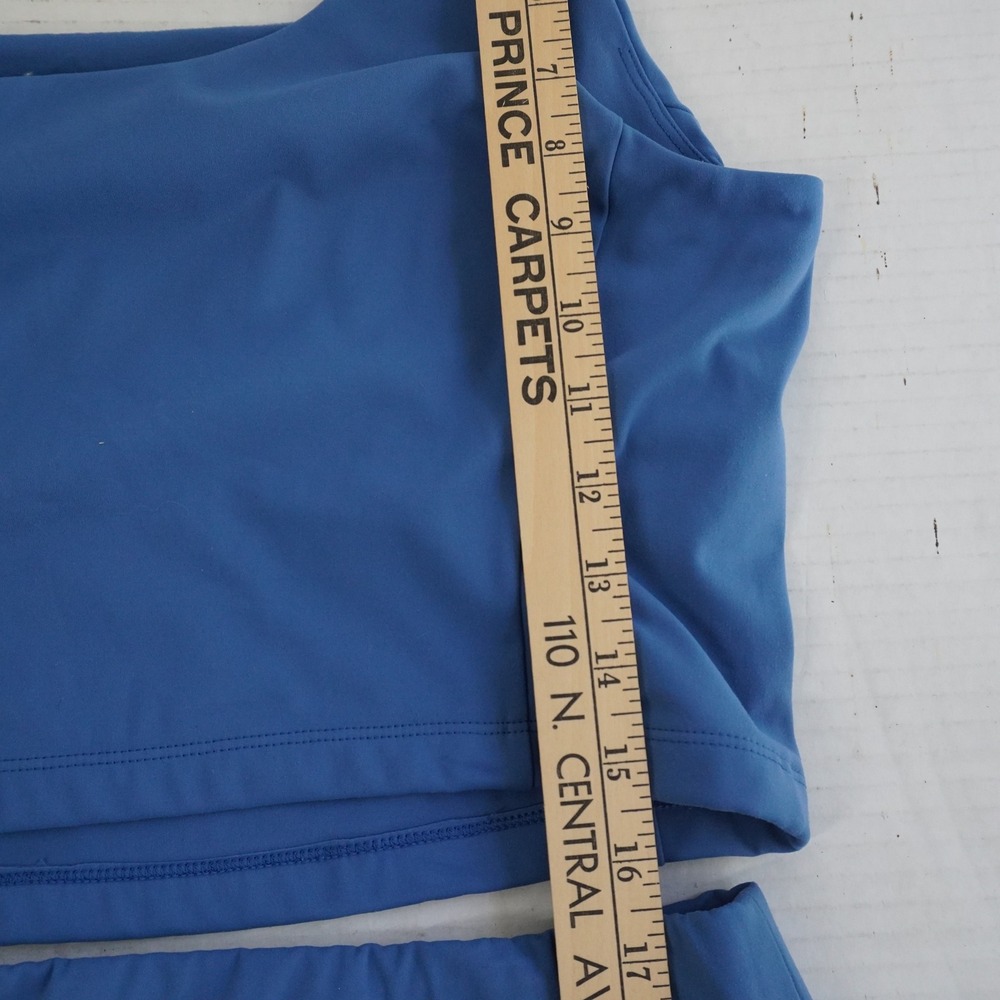 Women's Athletic Shorts and Crop Tank Set - Blue - Picture 6 of 12